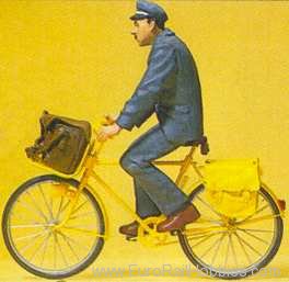 Preiser 45073 People Working -- Old Time Postman On a Bicyc