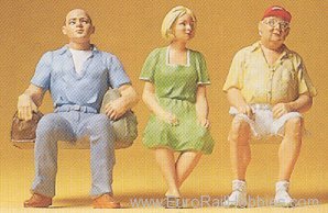 Preiser 45080 Seated People -- Wearing Summer Clothes 