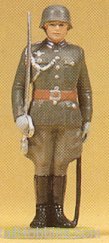 Preiser 56001 Germ officer at attention 