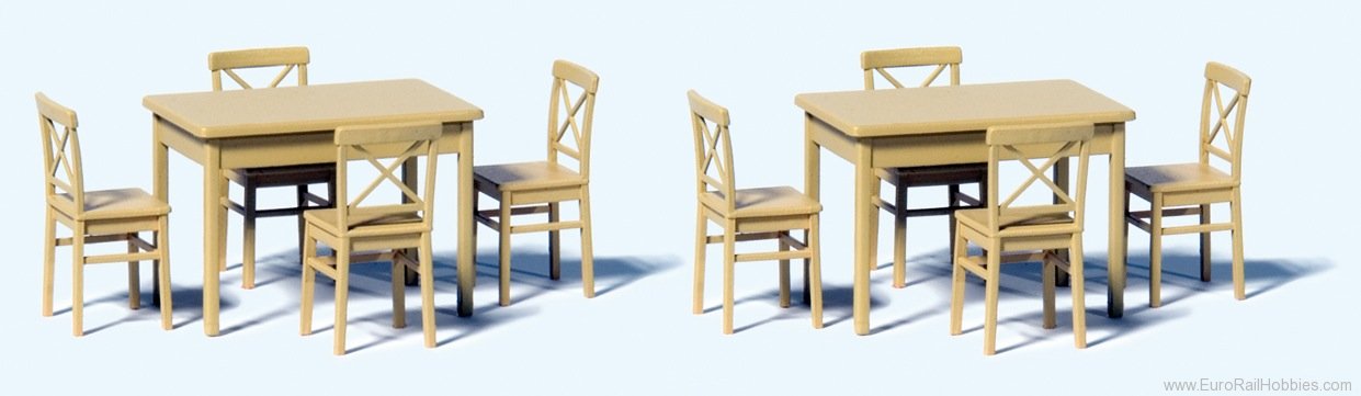 Preiser 68281 2 tables and 8 chairs. Kit