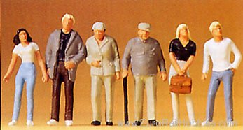 Preiser 72401 Standing passsers-by 