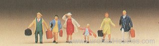 Preiser 79025 Passengers -- Lare Family 