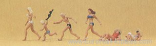 Preiser 79066 Recreation & Sports -- Figures on the Beach 