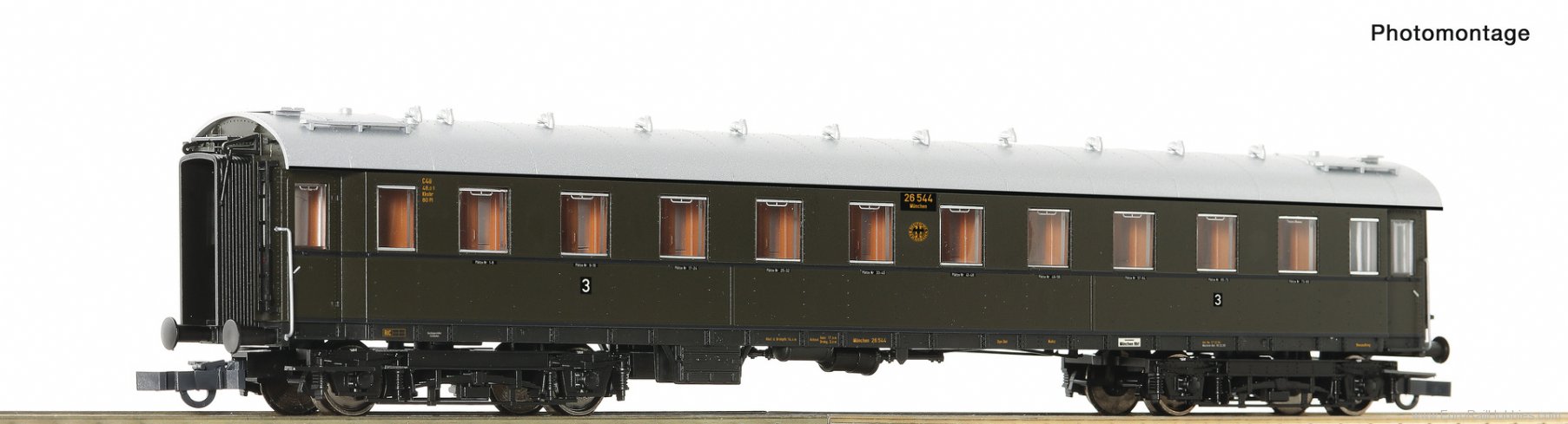 Roco 6200139 Roco DRG 3rd class standard Express Train Coa