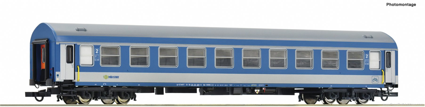 Roco 64868 2nd class passenger coach, MAV-Start