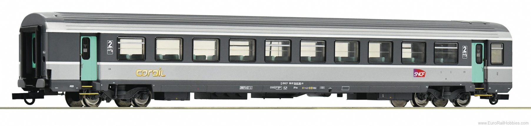 Roco 74539 SNCF 2nd class Corail saloon coach 