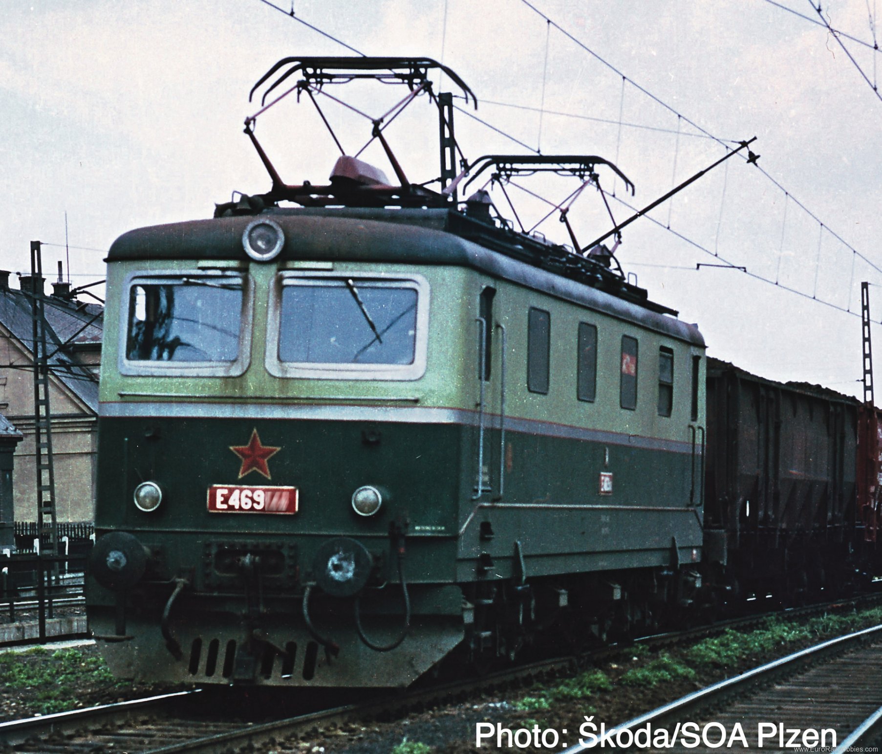 Roco 7510082 Electric locomotive E 469.1, CSD (DCC Sound)