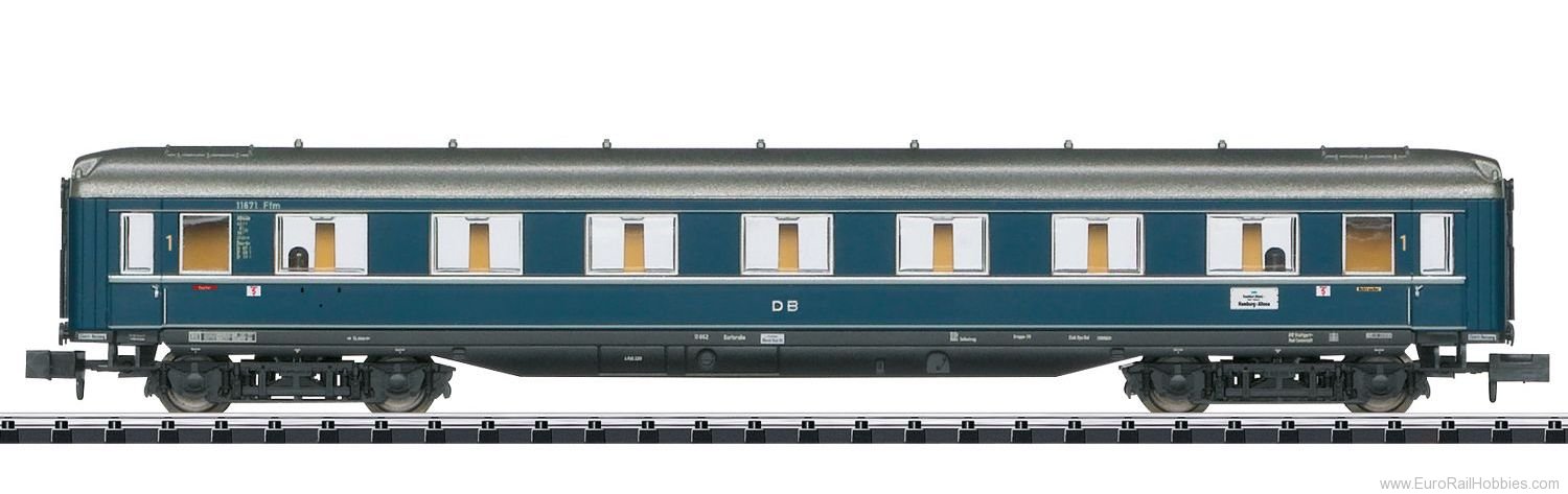 Trix 15599 DB Type A4ue Express Train Passenger Car