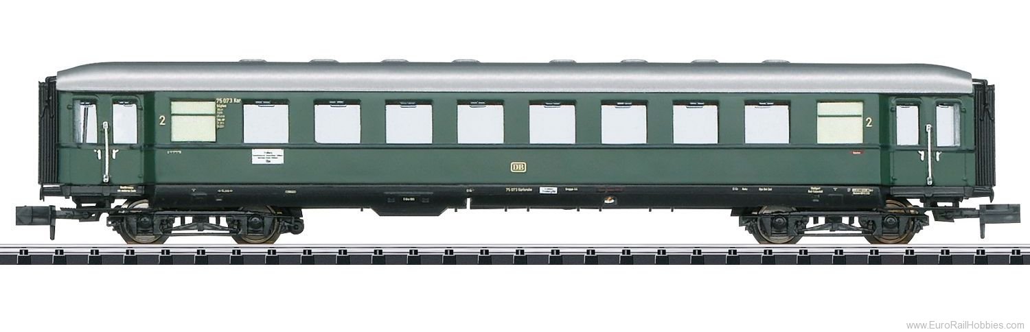Trix 18409 DB 'Limited Stop Fast Passenger Train in the 