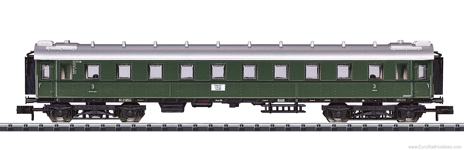 Trix 18487 DB D 96 Express Train Passenger Car, 3rd Clas