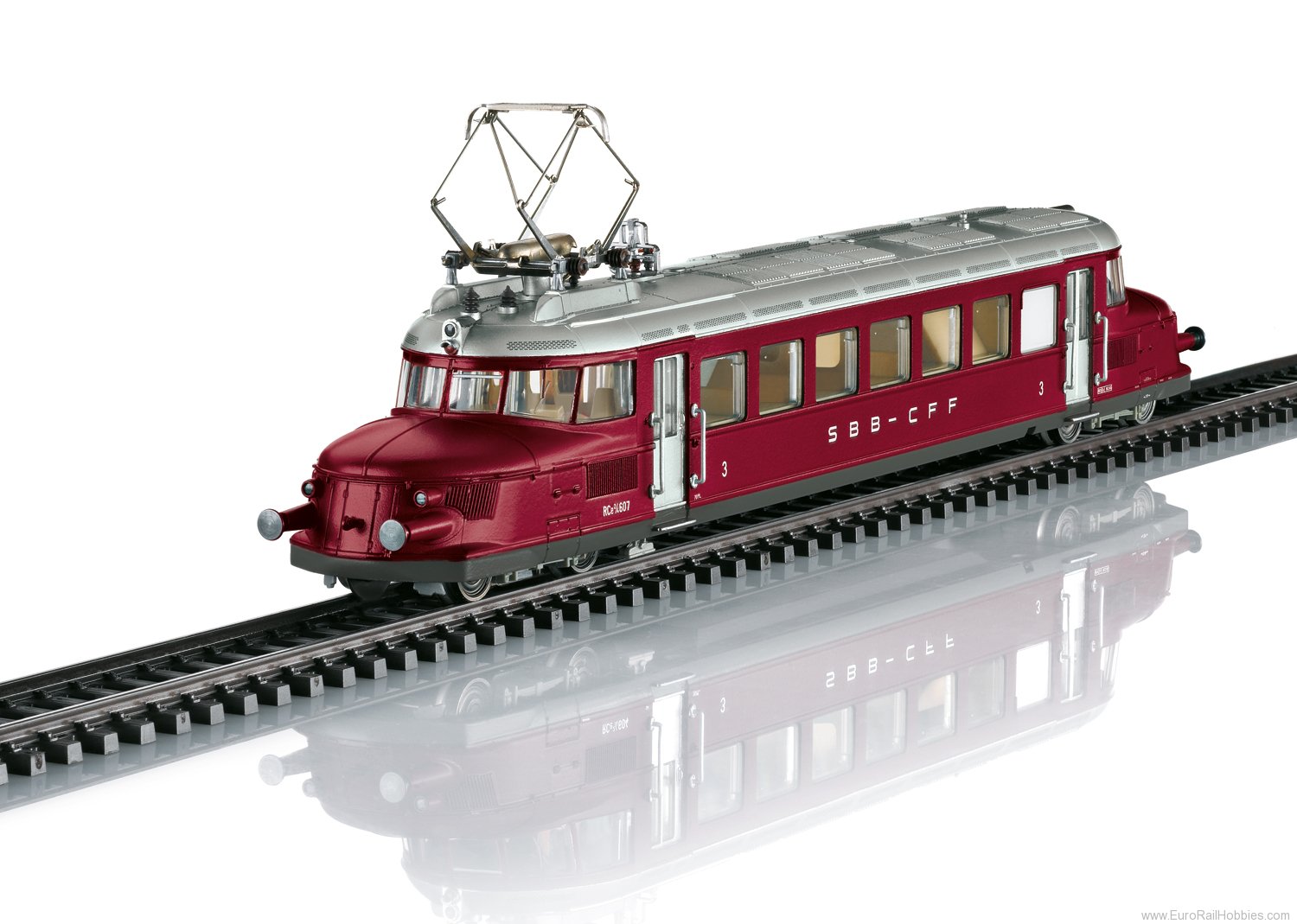 Trix 25860 OeBB Cl. RCe2/4 Red Arrow Railcar (DCC/MFX w/