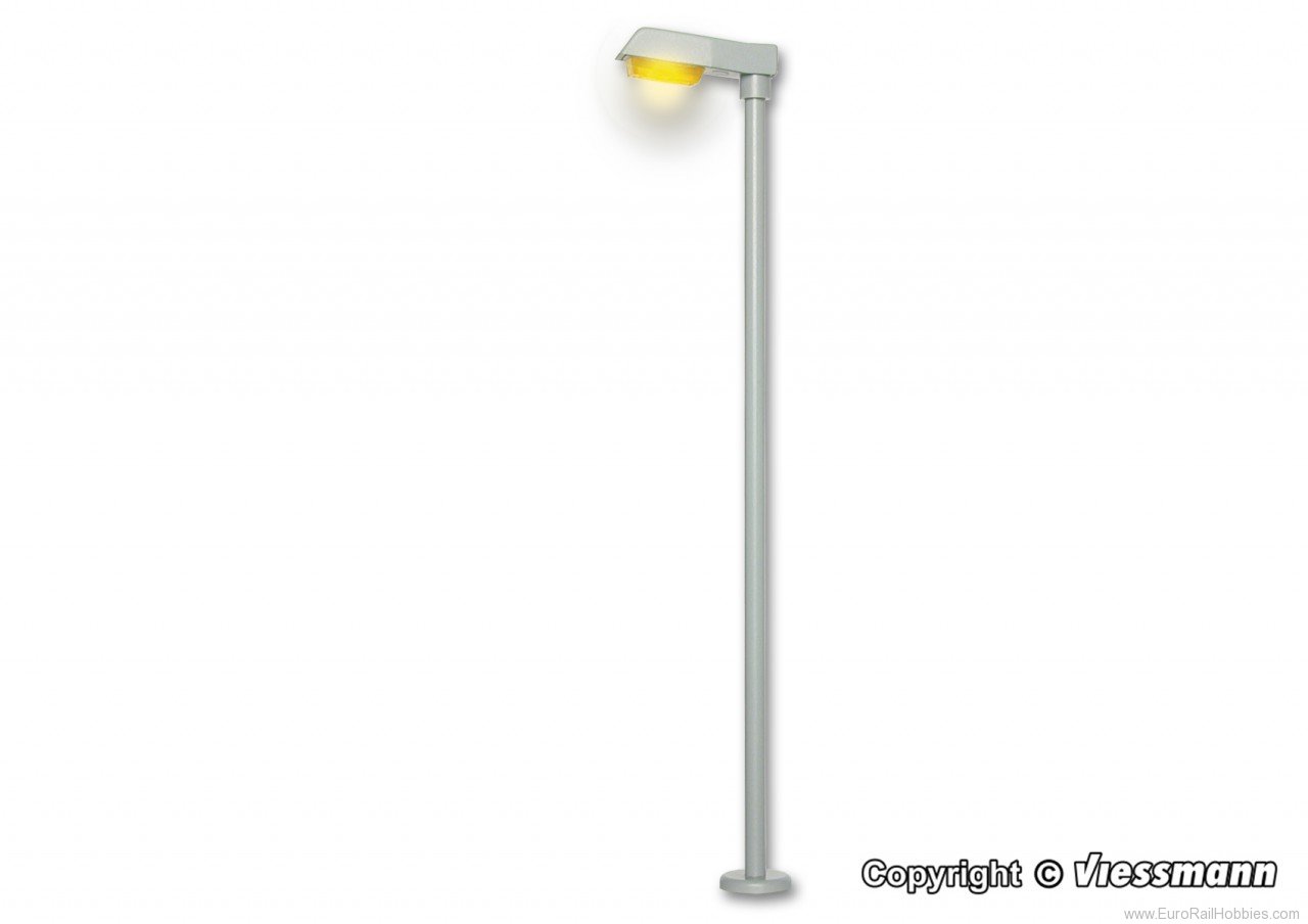 Viessmann 6093 HO Street light modern, LED yellow