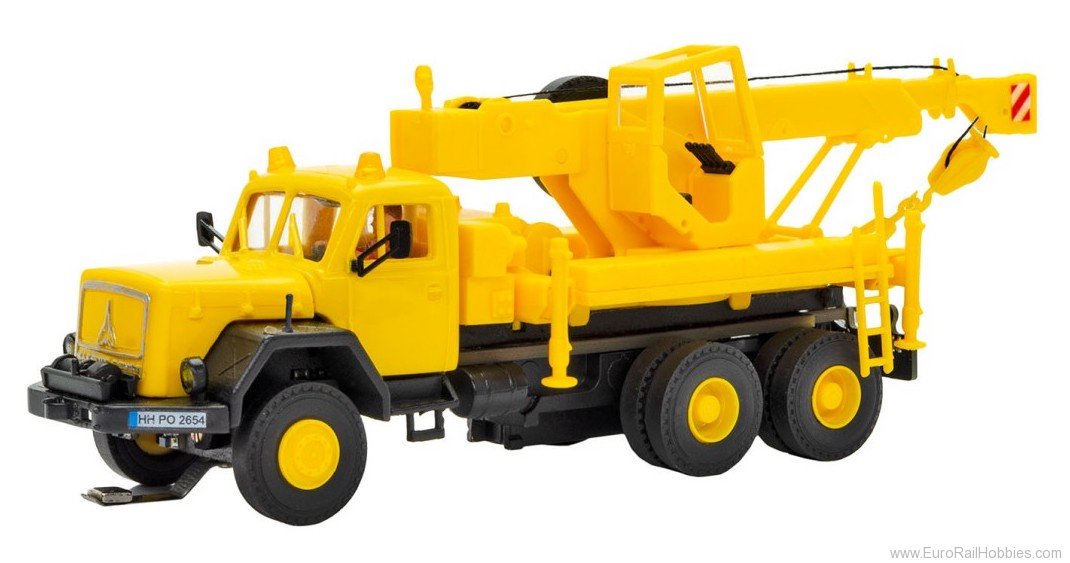 Viessmann 8021 H0 MAGIRUS DEUTZ 3-axle recovery crane with r