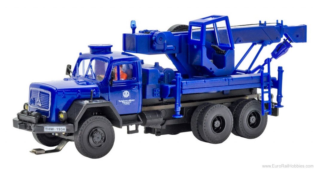 Viessmann 8071 H0 THW MAGIRUS DEUTZ 3-axle recovery crane, b