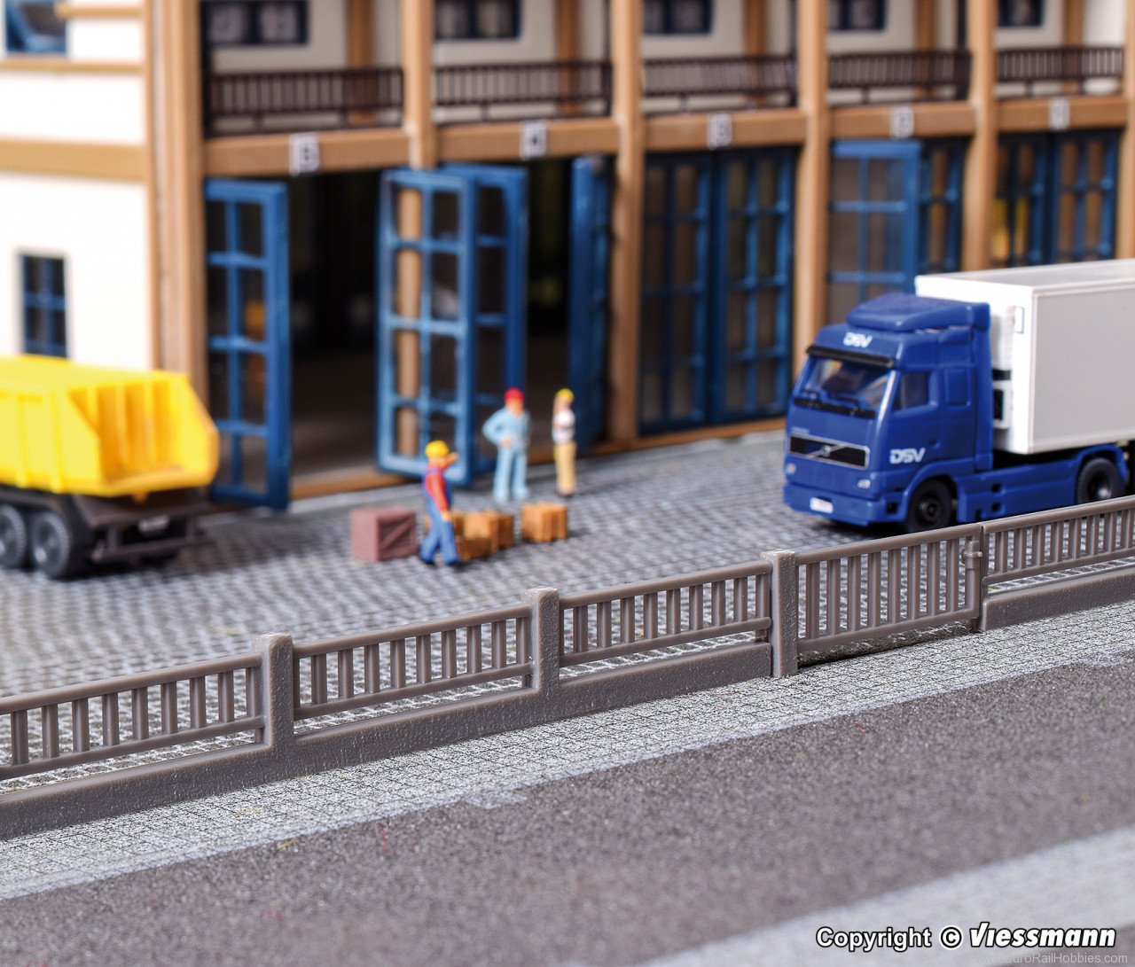 Vollmer 47424 Factory Fence