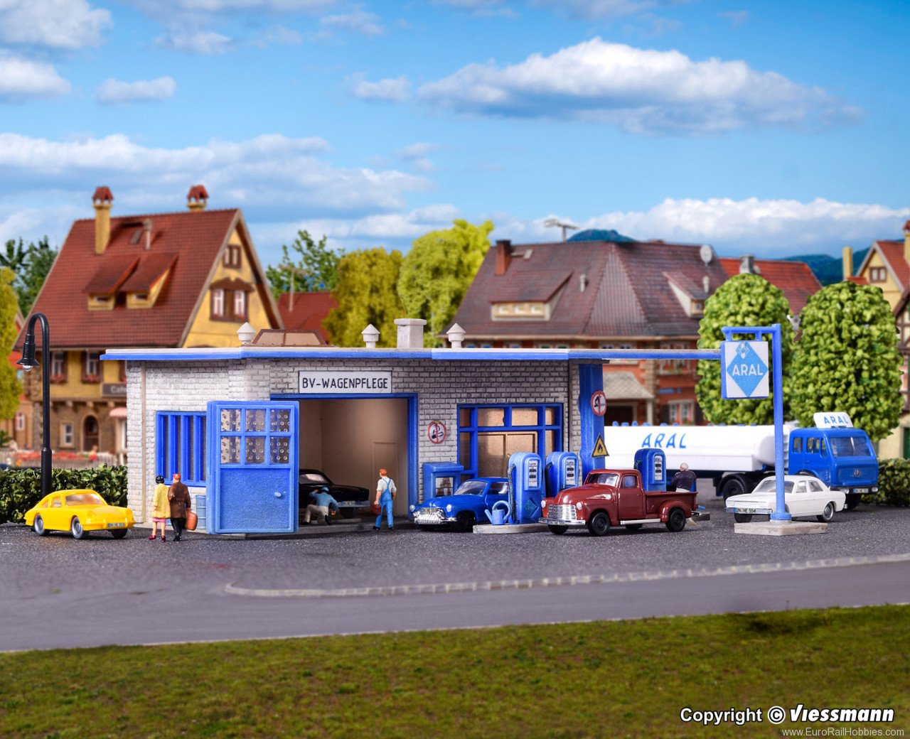 Vollmer 47757 Aral Petrol Station