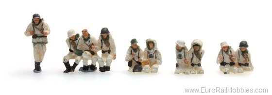 Artitec 387.100-W1 German Army Crew Sd.Kfz.251/1B Winter