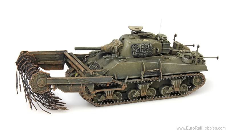 Artitec 387.117 Sherman M4A4 Crab, mine clearing tank, UK / U