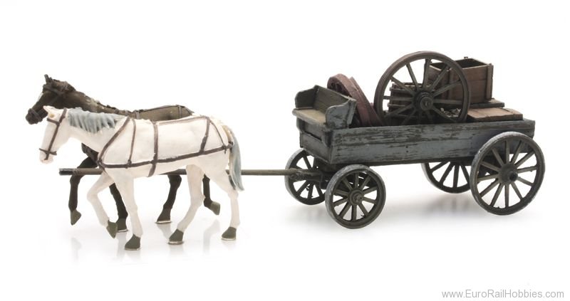 Artitec 387.286 Flatcar with cargo