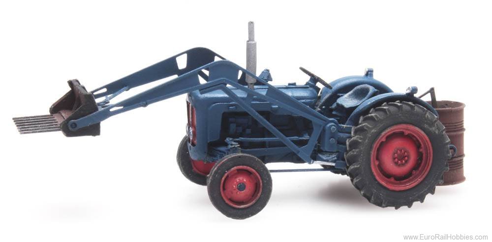 Artitec 387.313 Tractor Fordson with front loader