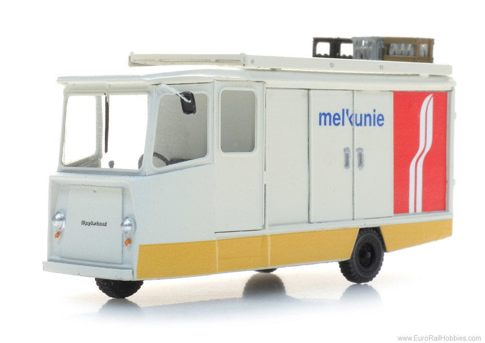 Artitec 387.332 Spijkstaal Milk float Melkunie new