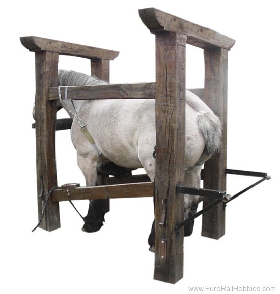 Artitec 387.431 Shoeing stock with farrier