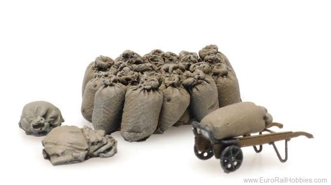 Artitec 387.450 Train load: linen bags with wagons