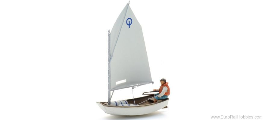 Artitec 387.579 Sailing boat Optimist + figure