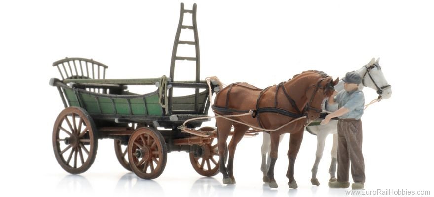 Artitec 387.599 Northern European hay wagon + figure