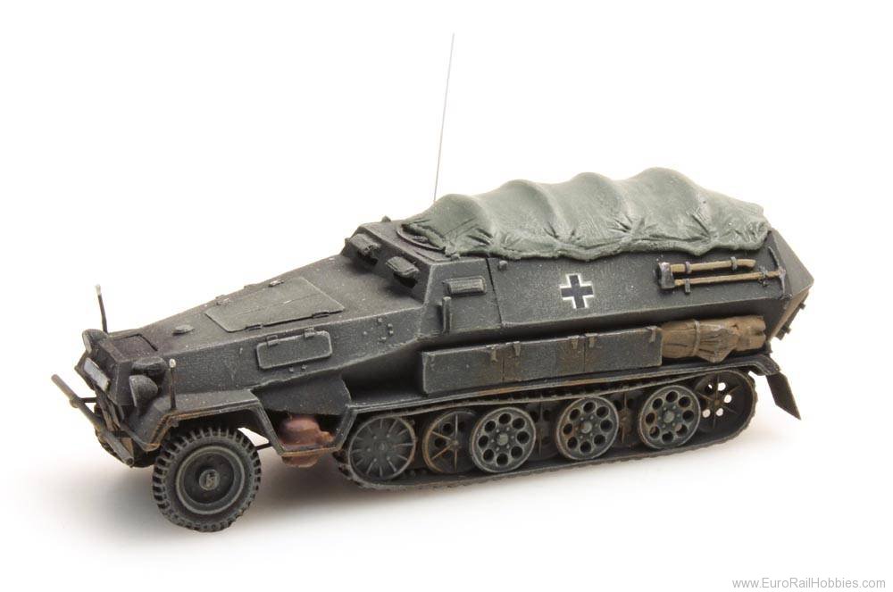 Artitec 387.73-PG Sd. Kfz 251 / 8B with cover, gray