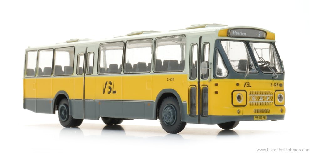 Artitec 487.070.16 Regional bus VSL 2-228, DAF front 1, middle-d