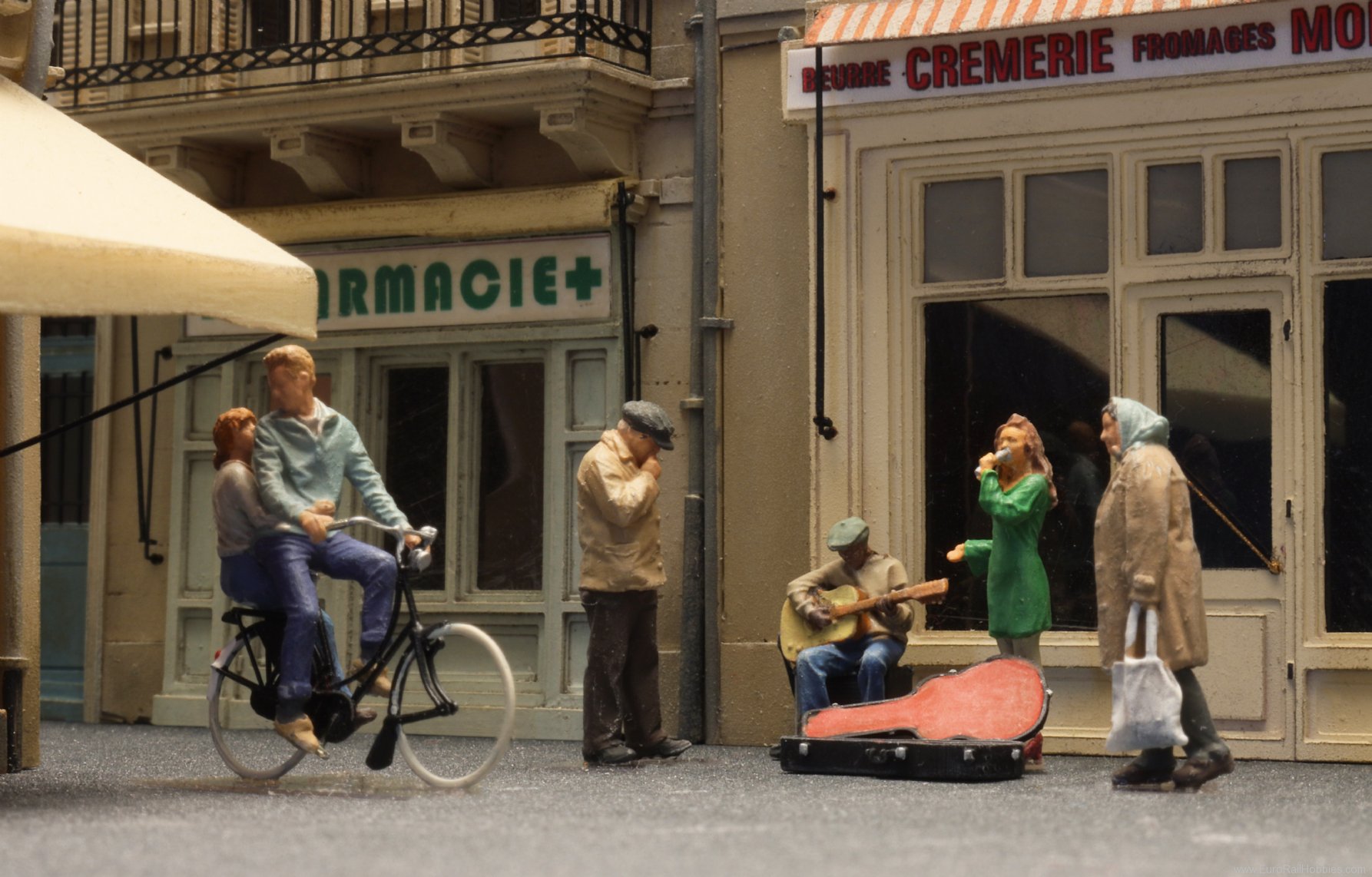 Artitec 5870123 Street musicians (2)
