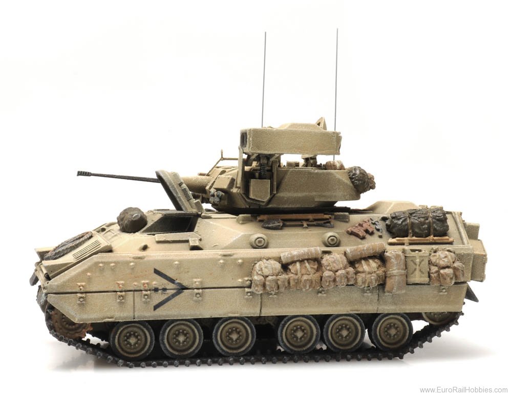 Artitec 6870265 US M2 IFV Bradley Desert