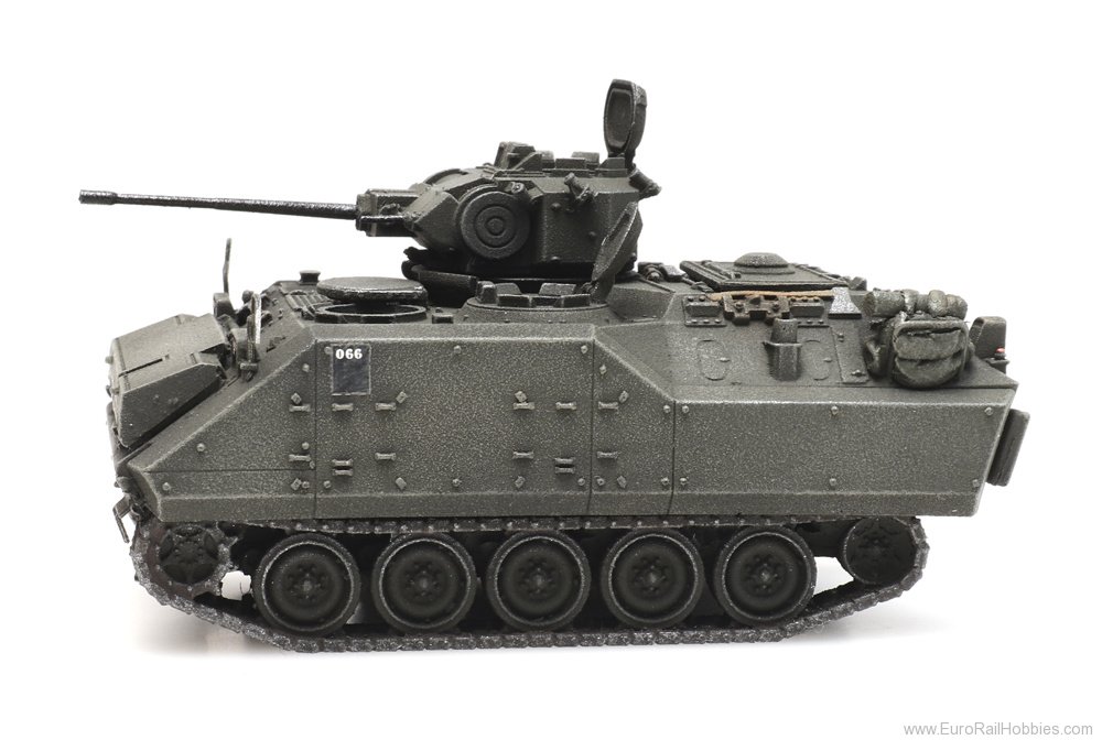 Artitec 6870347 AIFV-B-C25 Infantry