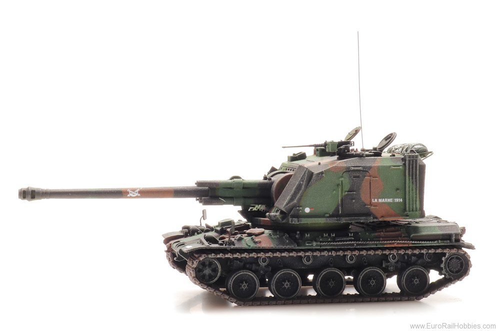 Artitec 6870433 FR AMX 30 AUF 1 155mm camo