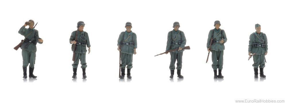 Artitec 7720009 WM Infantry awaiting transport
