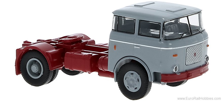 Brekina 71831 LIAZ 706 Tractor Unit, solo, red,