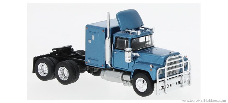 Brekina 85802 Mack RS 700 Metallic  Blue, 1966, 