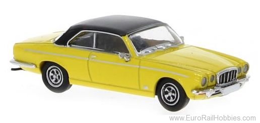 Brekina PCX870167 Jaguar XJ-C light yellow, matt black, 1973