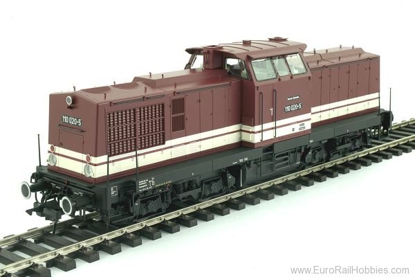 Lenz 40137.10 Diesel locomotive BR 110, DR (East), Ep. 4, b