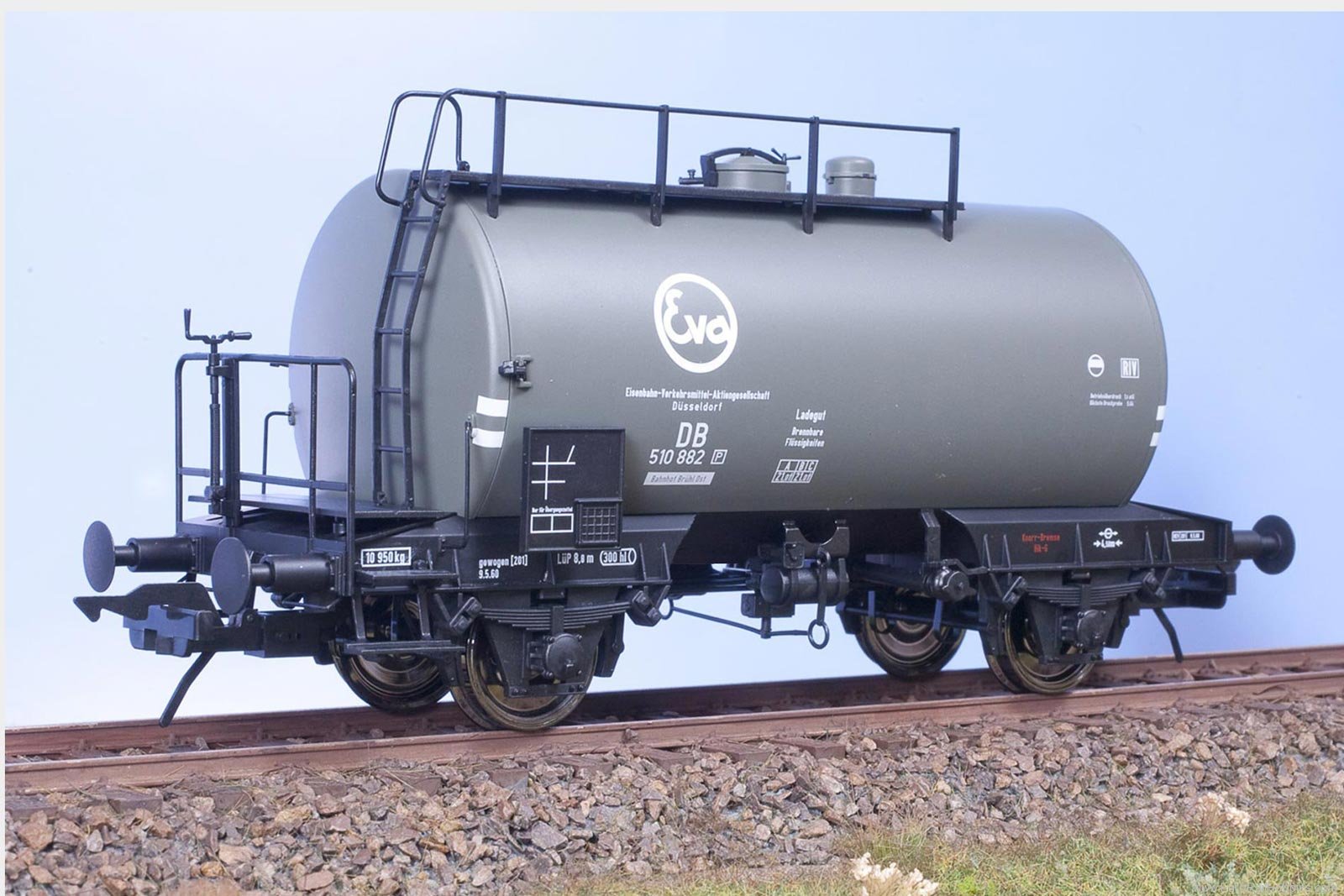 Lenz 42312.03 Tank wagon EVA DB, Ep. 3, No. 510 880 P
