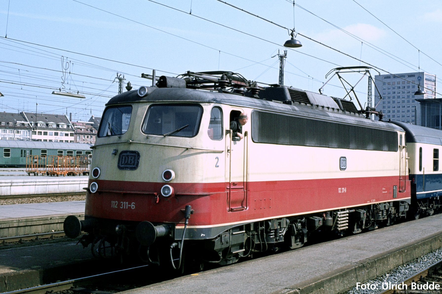 Piko 21718 DB 112 311 Electric Locomotive (Marklin AC Di