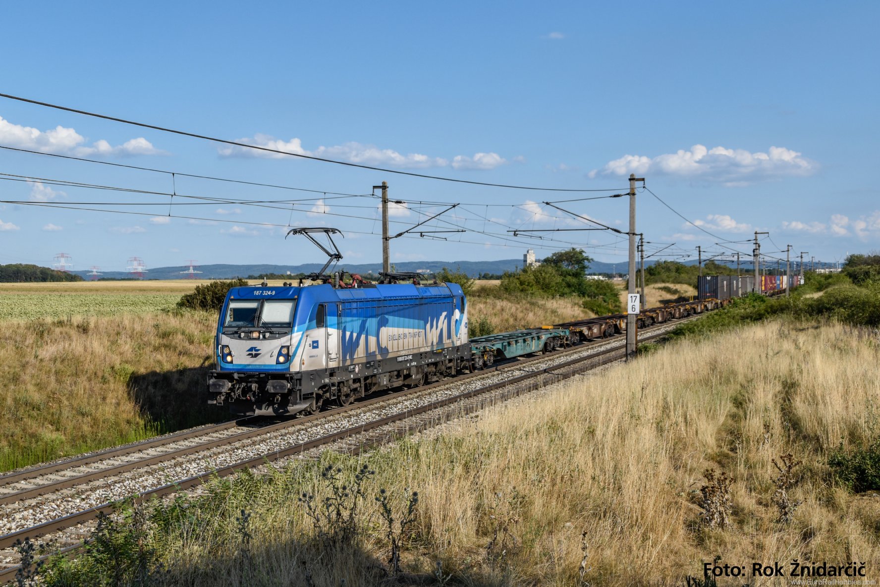 Piko 21733 WLC BR 187 Electric Locomotive (Marklin AC Di