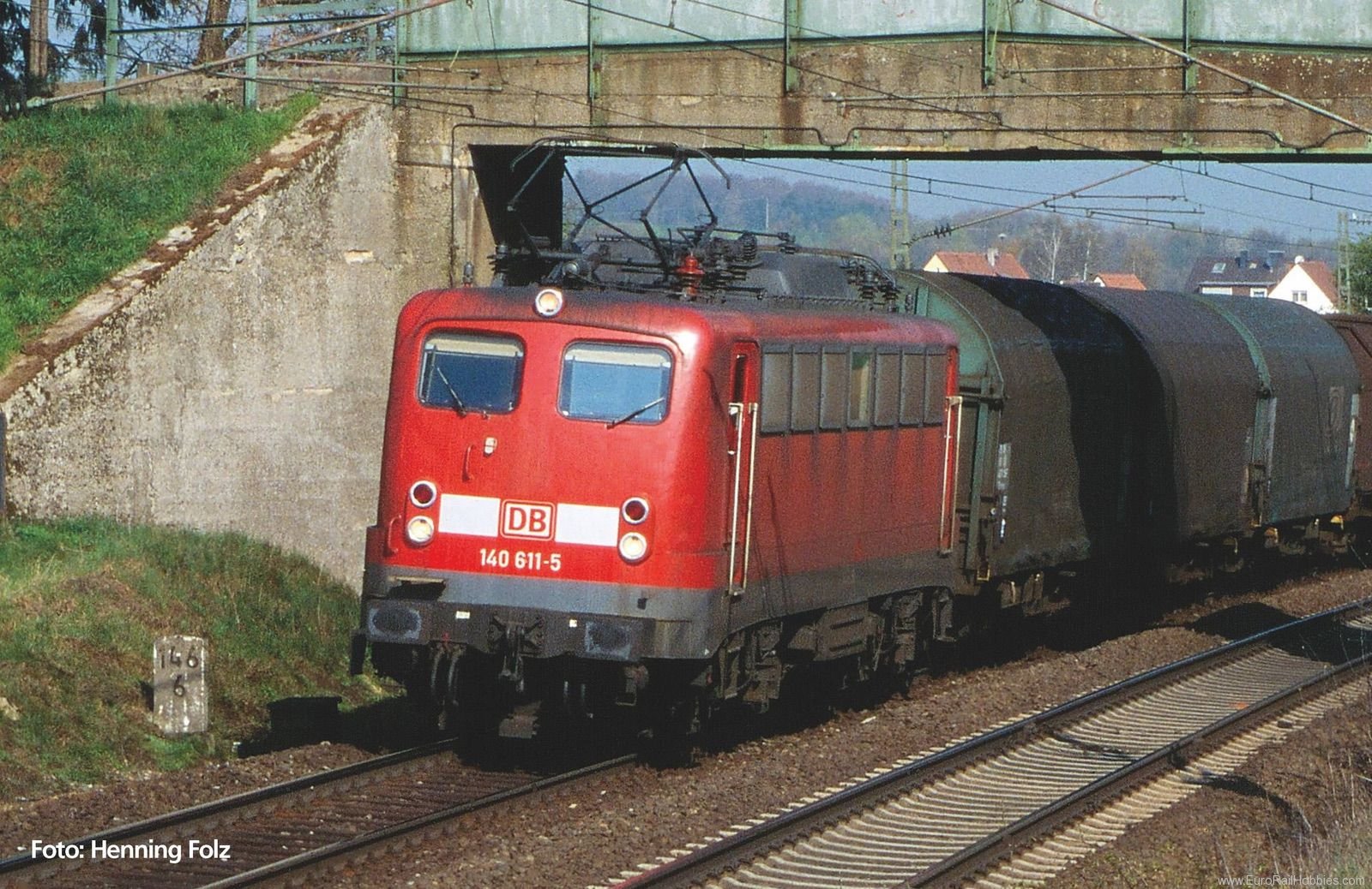 Piko 51938 Electric Locomotive BR 140 DB AG V (DC Piko E