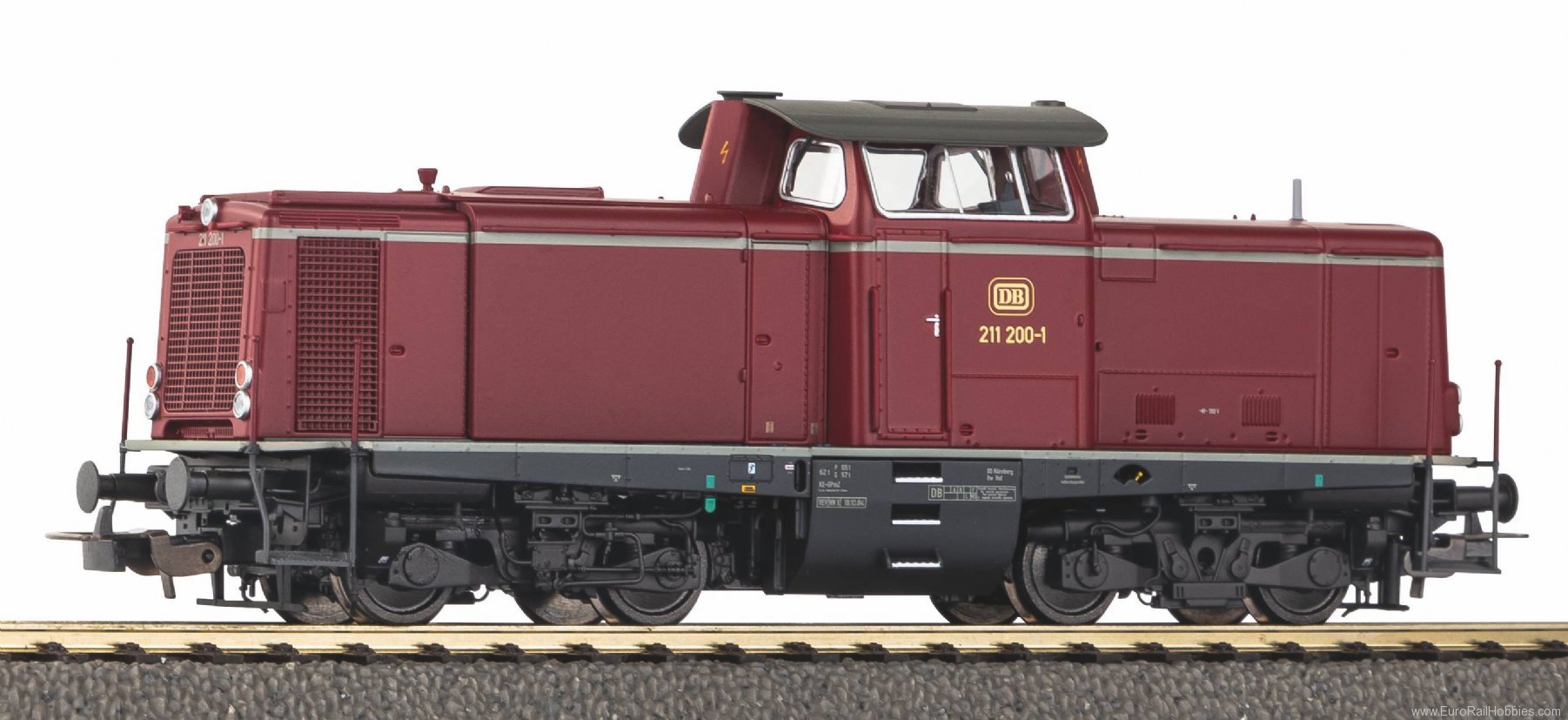 Piko 52320 Diesel Locomotive BR 211 DB IV (DC Piko Exper