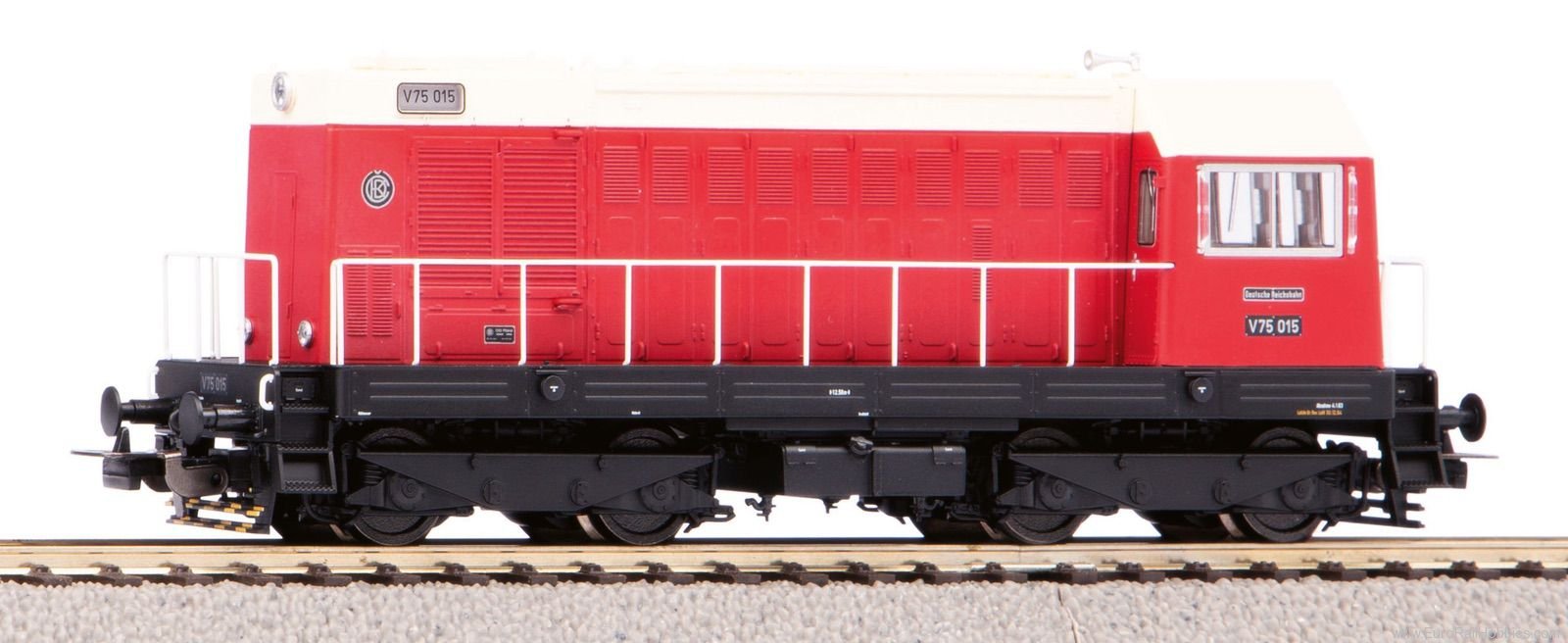 Piko 52424 Diesel Locomotive BR V 75 DR III (Piko Expert