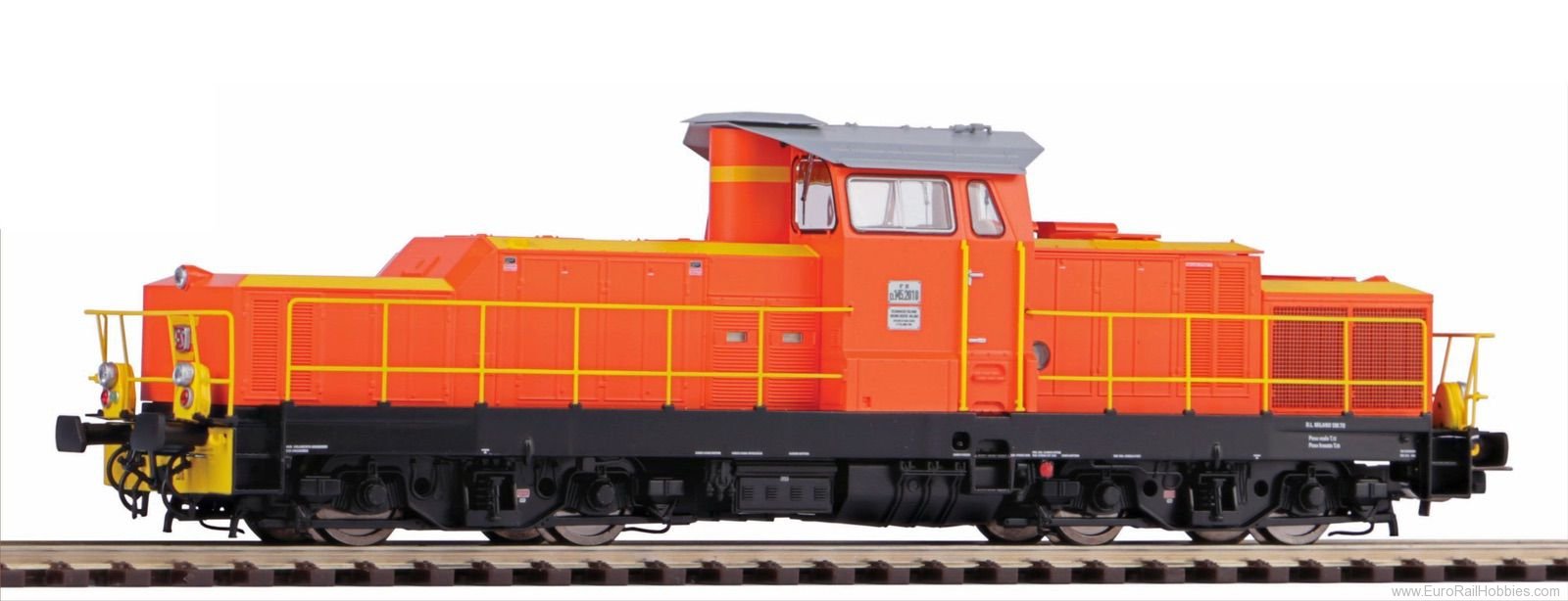 Piko 52841 D.145 Diesel locomotive FS era V; AC version