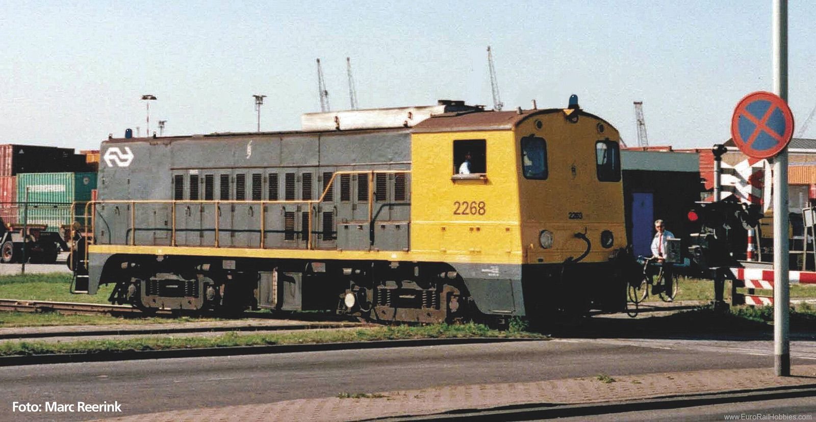 Piko 52932 Diesel Locomotive Rh 2200 Radiolok NS IV (DC 