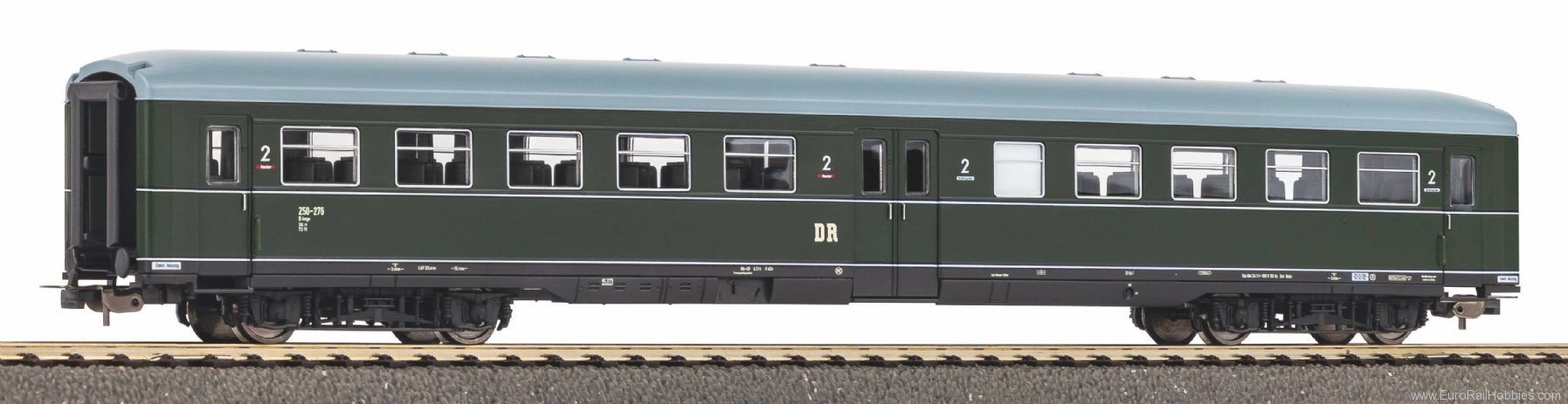 Piko 53353 B4mge DR III transit car (Piko Classic Nostal