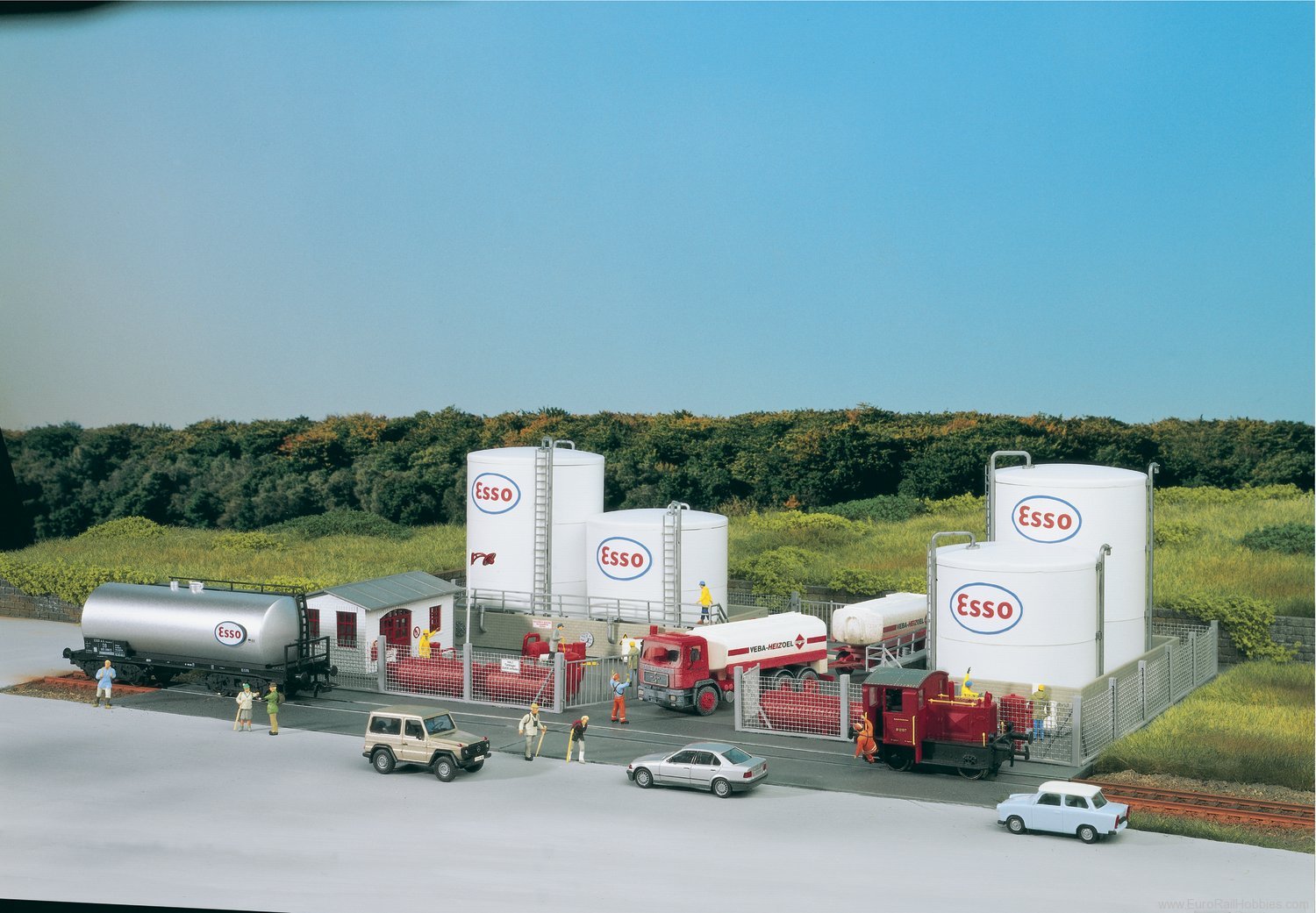 Piko 61141 ESSO Tank Farm Complex